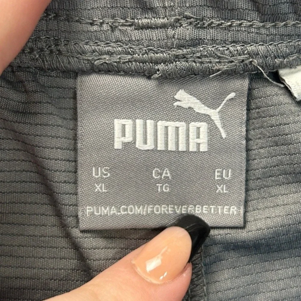 Puma  Athletic Training Shorts Mens XL Gray Black Performance Gym Running Logo